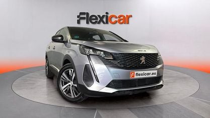 Usado Peugeot 3008 Allure 131 CV (96 kW) 2024 Gris SUV