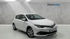 Usado 2019 Toyota Auris Hybrid Active Utilitario | 15.900 € (Precio justo)