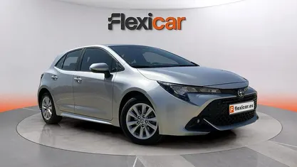 Usado Toyota Corolla Active 140 CV (102 kW) 2024 Azul Berlina