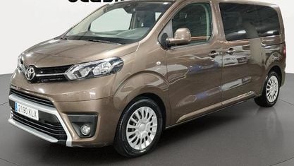 Usado Toyota Proace Verso 177 HP (130 kW) 2018 Cinzento Carrinha