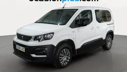 Usado Peugeot Rifter Style 100 CV (73 kW) 2022 Blanco Monovolumen