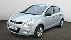 Gris Usado 2010 Hyundai i20 Classic Berlina | 6500 € (Precio justo)