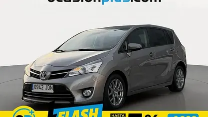 Gris Usado 2015 Toyota Verso Comfort Monovolumen | 14.350 € (Precio justo)