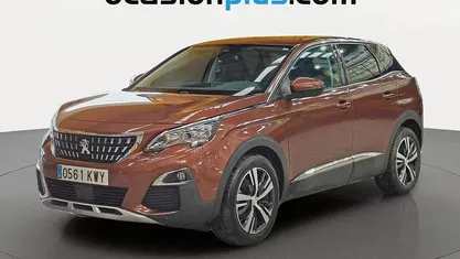 Usado Peugeot 3008 Allure 131 CV (96 kW) 2019 Marrón SUV