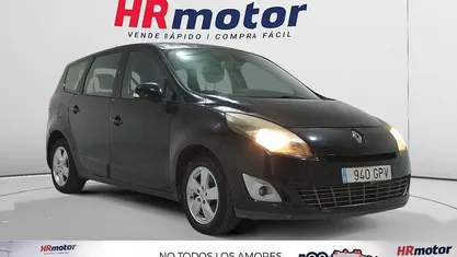 Usado Renault Scénic III Dynamique 131 CV (96 kW) 2009 Negro Monovolumen