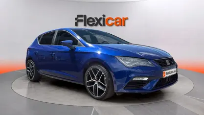 Usado Seat Leon FR 150 CV (110 kW) 2019 Azul Berlina