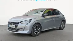 Gris Usado 2023 Peugeot 208 Allure Utilitario | 12.082 € (Buen precio)