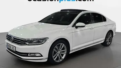 Usado VW Passat Sport 150 CV (110 kW) 2015 Blanco Berlina