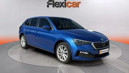 Usado Skoda 110 R Style 150 CV (110 kW) 2020 Azul Berlina