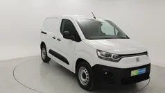 Blanco Usado 2023 Fiat e-Doblò Monovolumen | 26.200 € (Buen precio)