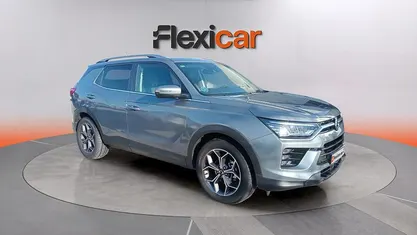 Usado Ssangyong (KGM) Korando Limited 136 CV (100 kW) 2020 Gris SUV