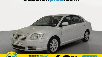 Usado Toyota Avensis Sol 129 CV (94 kW) 2005 Berlina