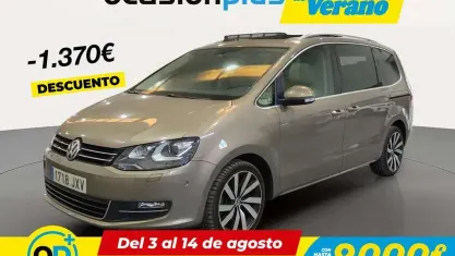Usado VW Sharan Sportline 150 CV (110 kW) 2017 Oro Monovolumen