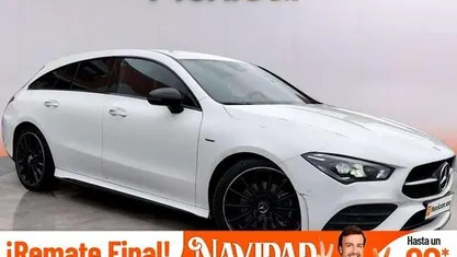 Blanco Usado 2021 Mercedes CLA220 Shooting Brake Familiar | 26.590 € (Buen precio)