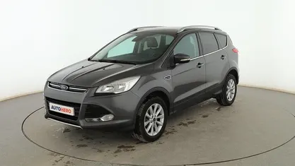 Usado Ford Kuga Titanium 150 CV (110 kW) 2016 Marrón SUV