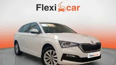 Blanco Usado 2023 Skoda Scala Ambition Utilitario | 15.990 € (Buen precio)