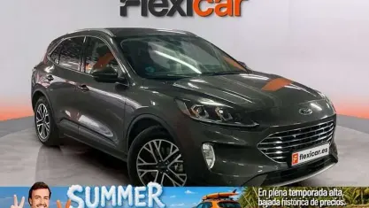 Usado Ford Kuga Titanium 226 CV (166 kW) 2021 Gris SUV