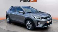 Gris Usado 2024 Kia Stonic 2 SUV | 16.990 € (Precio justo)