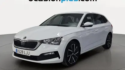 Occasion Skoda Scala Sport 150 PK (110 kW) 2020 Wit Hatchback