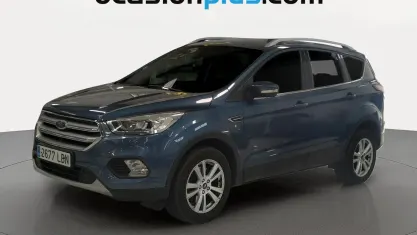 Usado Ford Kuga Trend+ 120 CV (88 kW) 2019 Azul SUV