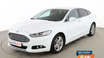 Usado Ford Mondeo Titanium 150 CV (110 kW) 2015 Blanco Berlina