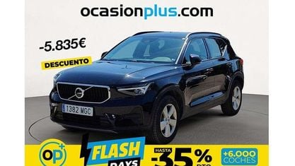 Käytetty Volvo XC40 129 HP (94 kW) 2023 Musta Katumaasturi