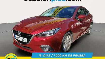 Rojo Usado 2015 Mazda 3 Luxury Berlina | 11.690 € (Buen precio)