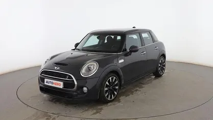 Usado Mini Cooper SD 170 CV (125 kW) 2016 Negro Utilitario