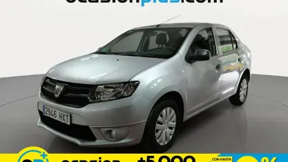 Usado Dacia Logan Ambiance 75 CV (55 kW) 2014 Plateado Utilitario