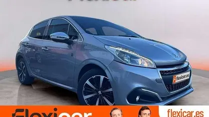 Usado Peugeot 208 GT-line 110 CV (80 kW) 2018 Utilitario