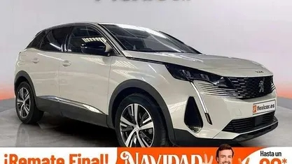 Usado Peugeot 3008 Allure 131 CV (96 kW) 2022 Azul SUV