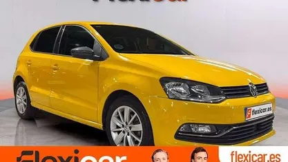 Usado VW Polo Advance 90 CV (66 kW) 2017 Amarillo Utilitario