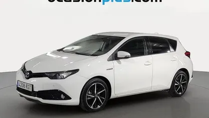 Blanco Usado 2018 Toyota Auris Hybrid Utilitario | 16.637 € (Precio justo)