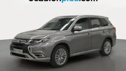 Usado Mitsubishi Outlander P-HEV 224 CV (164 kW) 2019 Gris SUV