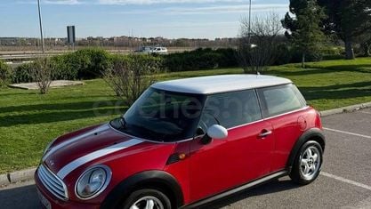 Usado Mini ONE 95 CV (69 kW) 2009 Rojo Utilitario