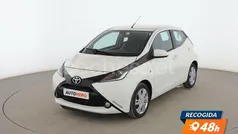 Usado 2017 Toyota Aygo X-play Utilitario | 10.699 € (Precio justo)