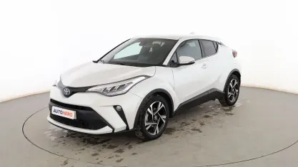 Używany Toyota C-HR Advance 122 KM (89 kW) 2022 Biały SUV