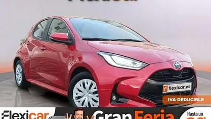 Usado 2023 Toyota Yaris Hybrid Active Utilitario | 16.790 € (Buen precio)
