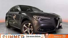 Gris Usado 2017 Alfa Romeo Stelvio Executive SUV | 21.590 € (Precio justo)
