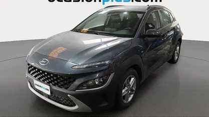 Usado Hyundai Kona 120 CV (88 kW) 2022 Gris SUV