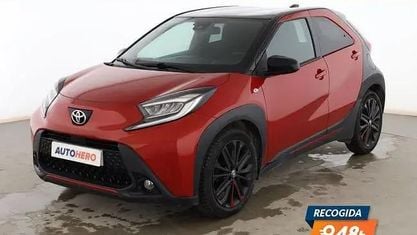 Usado Toyota Aygo X 72 CV (52 kW) 2023 Rojo SUV