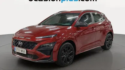 Usado Hyundai Kona N Line 120 CV (88 kW) 2023 Rojo SUV