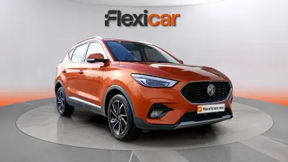 Usado MG ZS Luxury 106 CV (77 kW) 2023 Naranja SUV