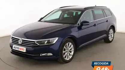 Usado VW Passat Advance 120 CV (88 kW) 2017 Azul Familiar