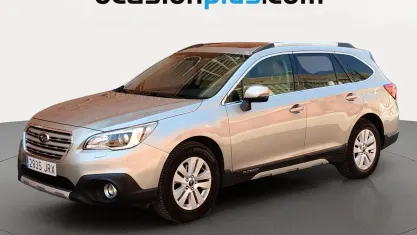 Usado Subaru Outback 175 CV (128 kW) 2016 Beige Familiar