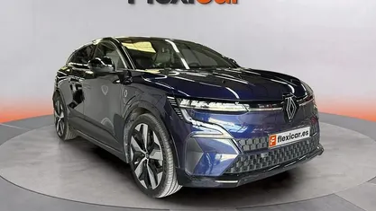Azul Usado 2023 Renault Megane E-Tech Techno Berlina | 19.490 € (Buen precio)