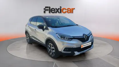 Usado Renault Captur Zen 131 CV (96 kW) 2019 Gris SUV