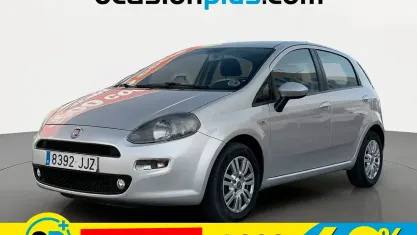Usado Fiat Punto Easy 75 CV (55 kW) 2015 Gris Utilitario