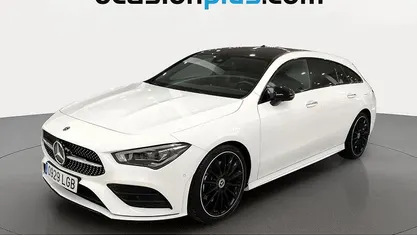 Usado Mercedes CLA200 AMG 163 CV (119 kW) 2020 Blanco Monovolumen