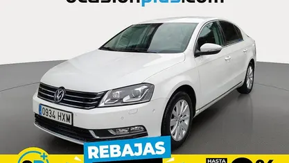 Blanco Usado 2014 VW Passat Advance Berlina | 13.900 € (Precio justo)